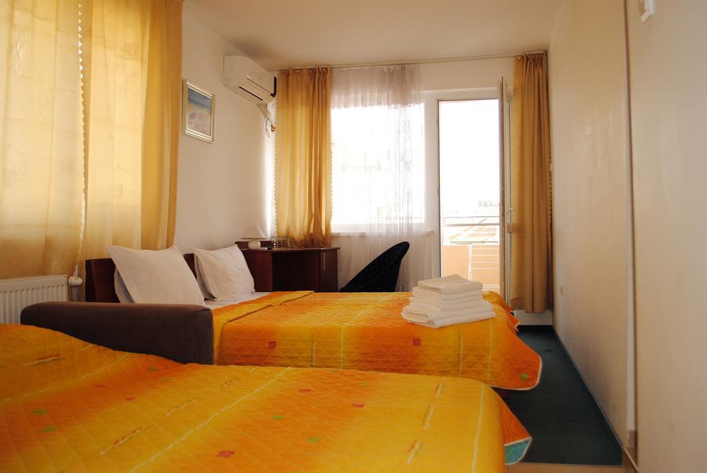 Veda Guest House Pomorie Bagian luar foto