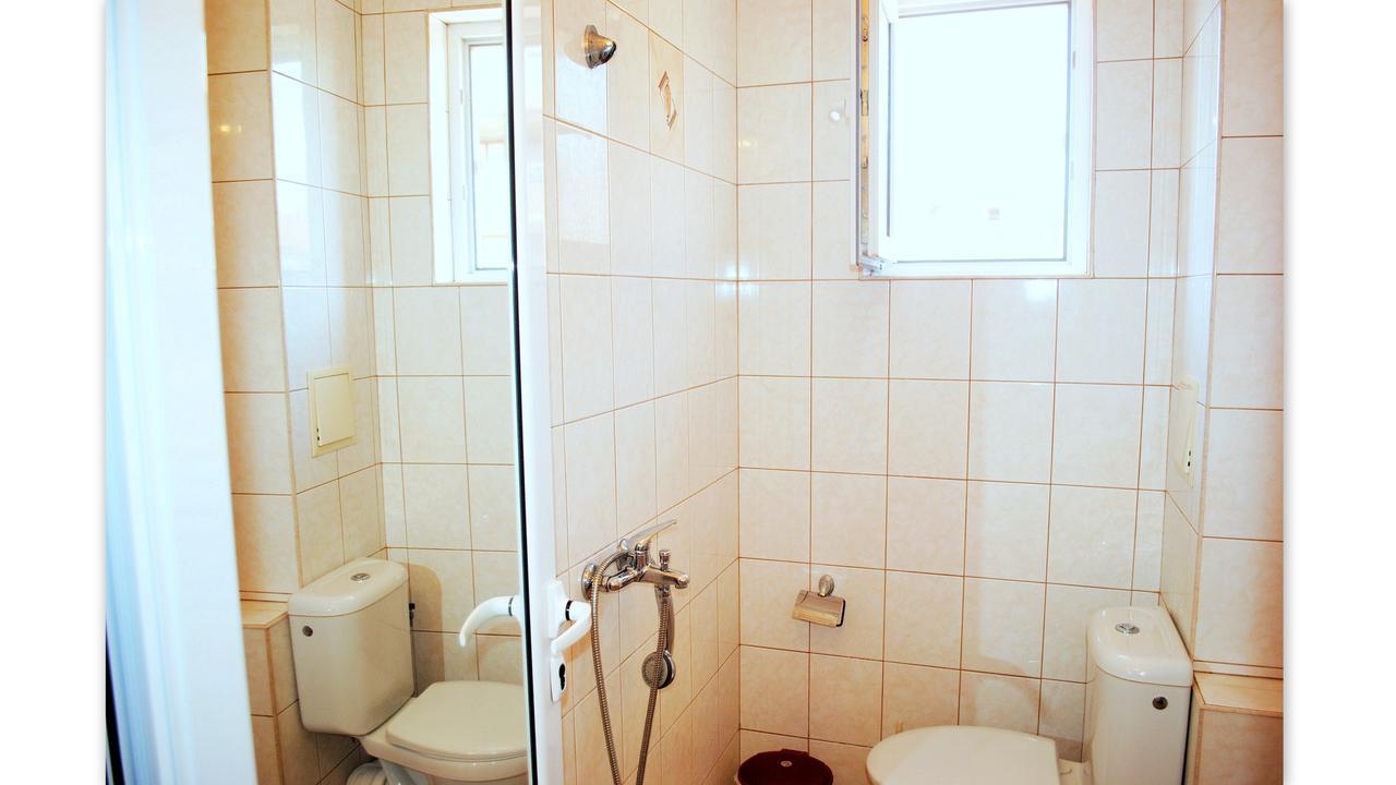 Veda Guest House Pomorie Bagian luar foto