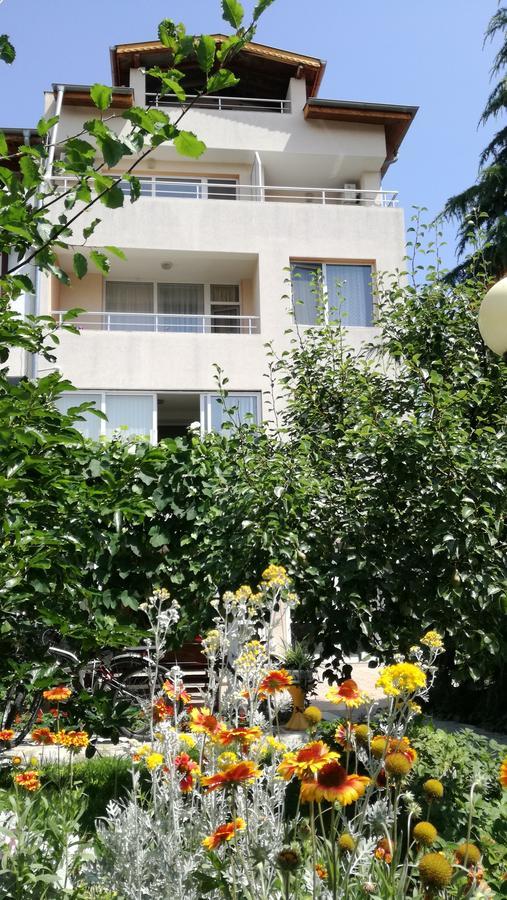 Veda Guest House Pomorie Bagian luar foto