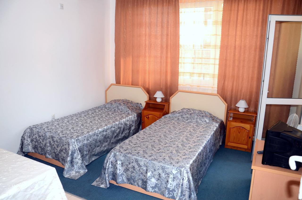 Veda Guest House Pomorie Bagian luar foto