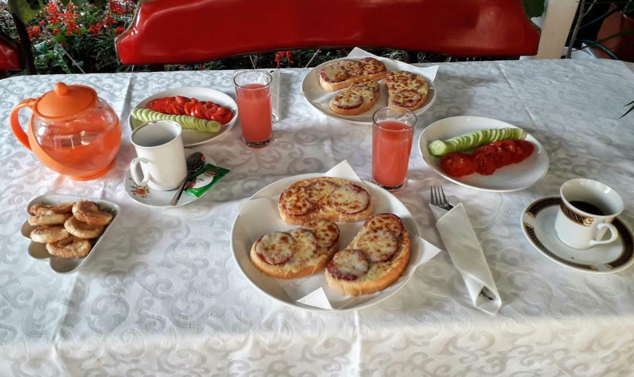 Veda Guest House Pomorie Bagian luar foto