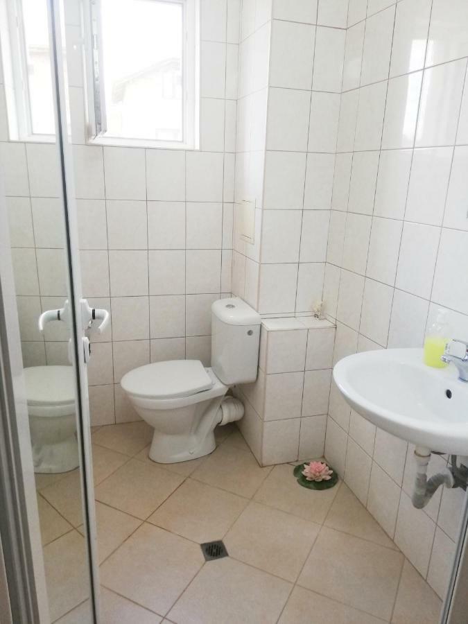 Veda Guest House Pomorie Bagian luar foto