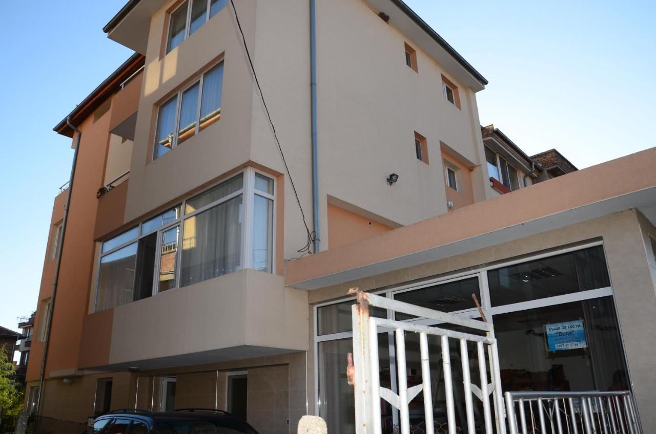 Veda Guest House Pomorie Bagian luar foto