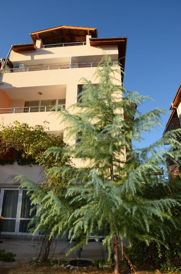 Veda Guest House Pomorie Bagian luar foto