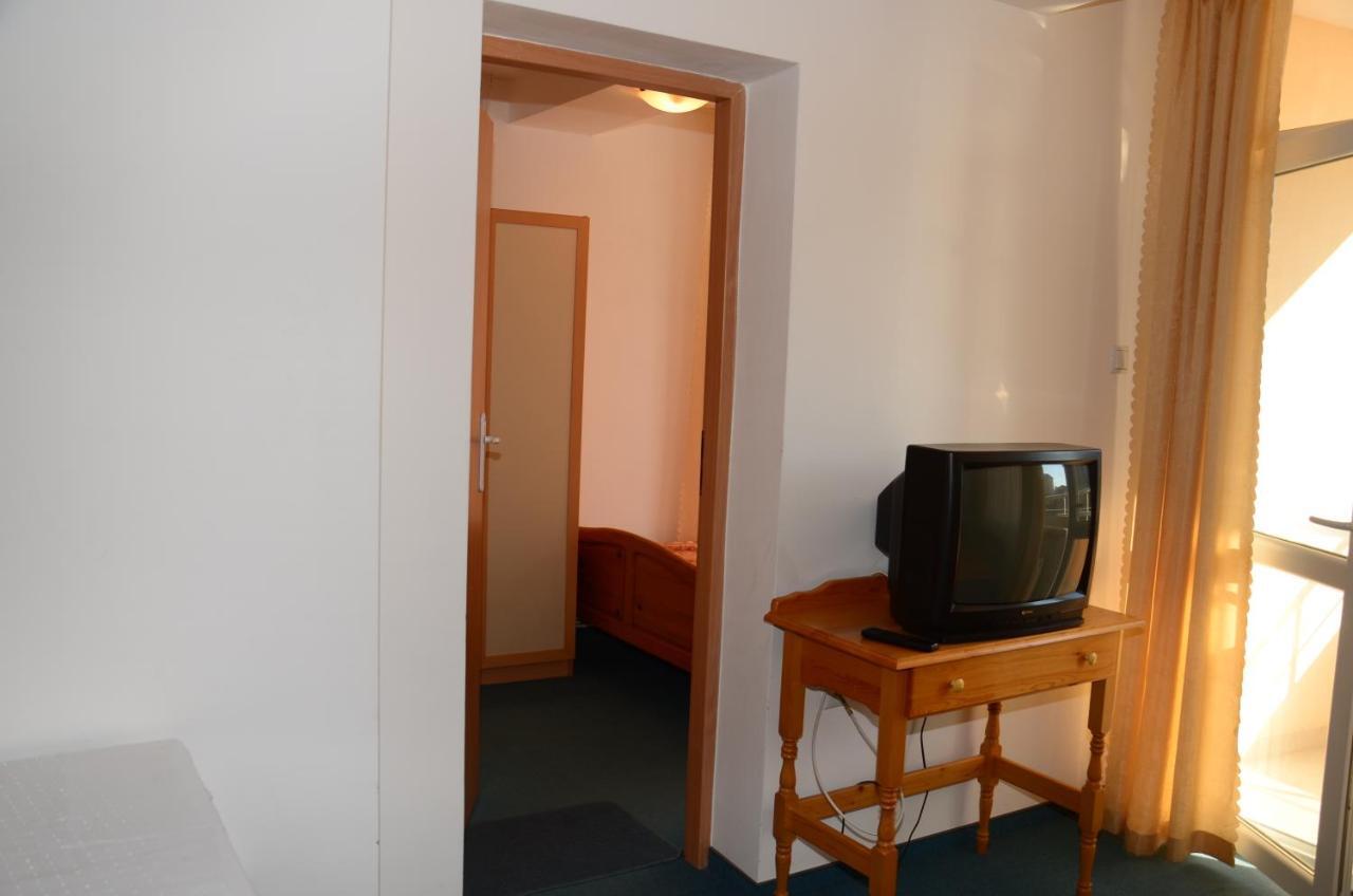 Veda Guest House Pomorie Bagian luar foto